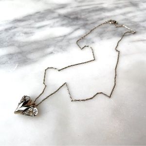 Icy Crystal Heart Deco 🩶